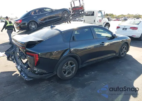 2025 Kia K4 Lxs z USA, uszkodzony, nr VIN 3KPFT4DEXSE017722